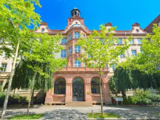 Schulbau Ganztag