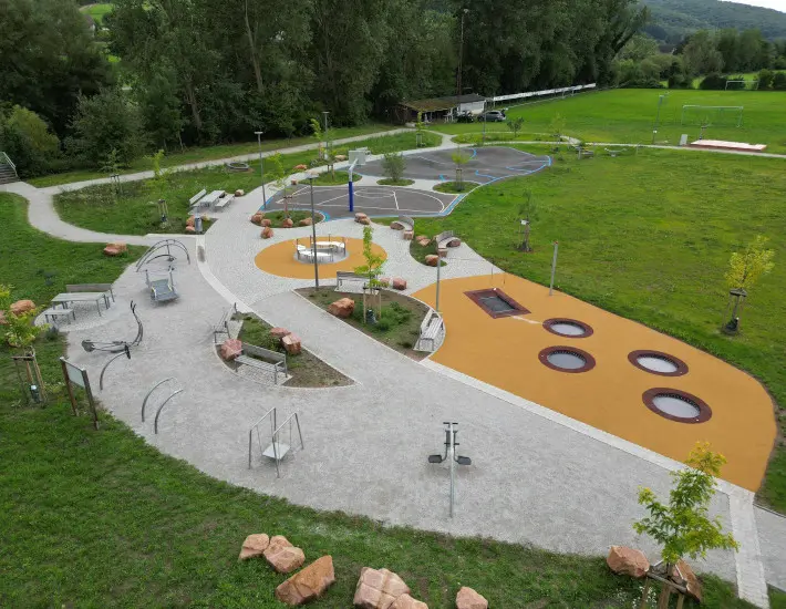 Mehrgenerationenplatz